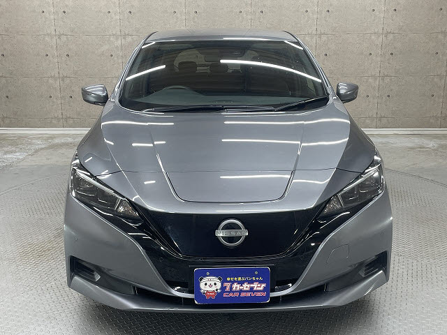 ニッサン リーフ9枚目