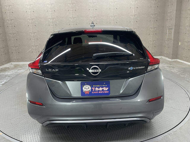 ニッサン リーフ11枚目
