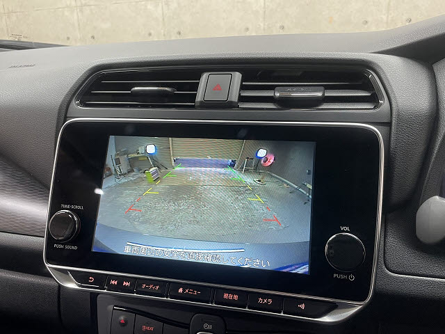 ニッサン リーフ15枚目