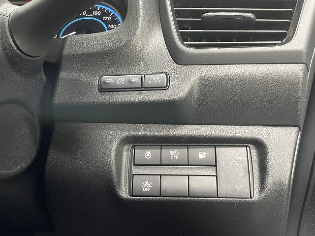 ニッサン リーフ18枚目