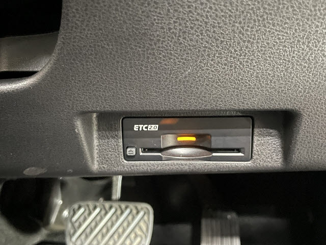 ニッサン リーフ19枚目