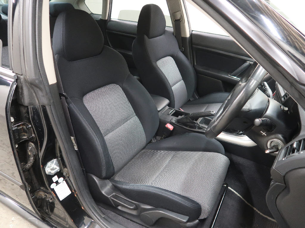 スバル レガシィＢ４3枚目