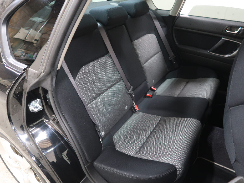 スバル レガシィＢ４5枚目