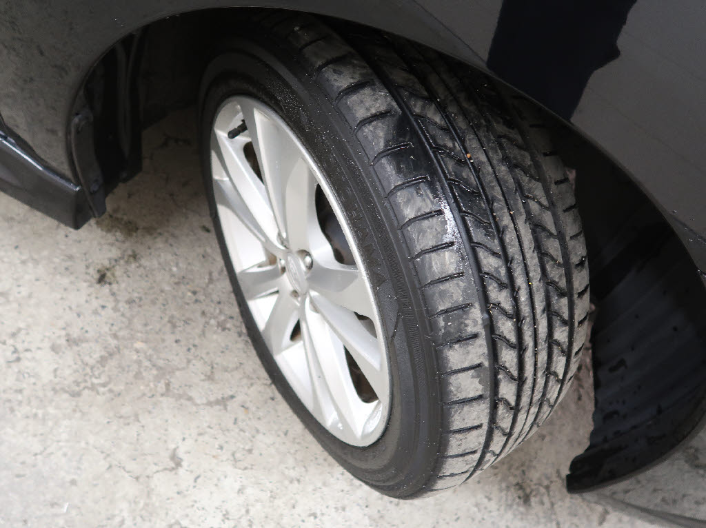 スバル レガシィＢ４15枚目