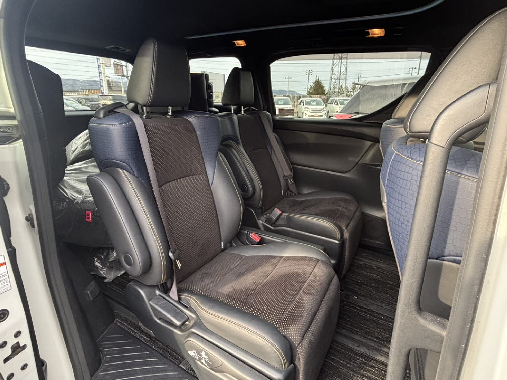 トヨタ ヴェルファイア9枚目