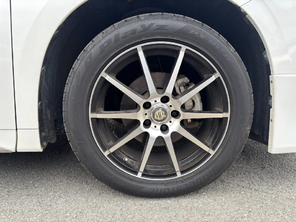 トヨタ ヴェルファイア13枚目