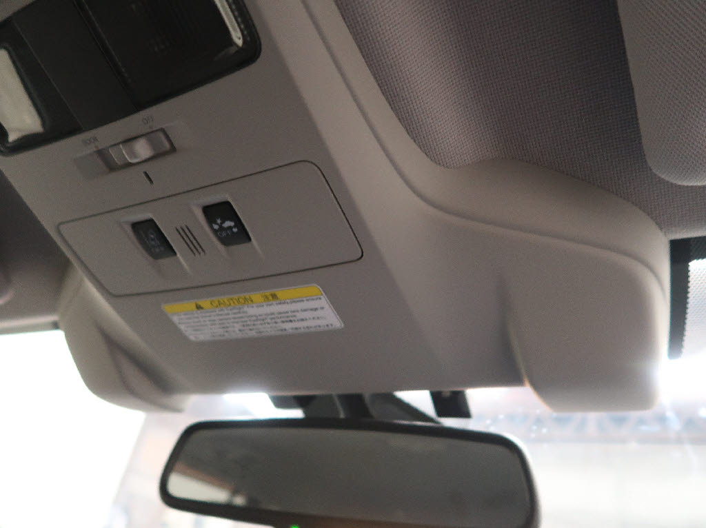 スバル レヴォーグ17枚目