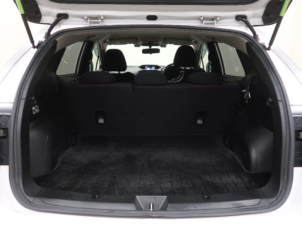 スバル インプレッサスポーツ8枚目