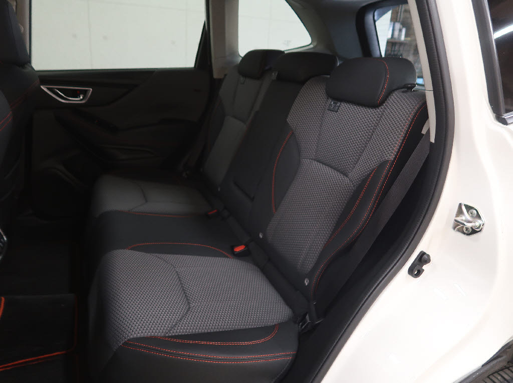 スバル フォレスター7枚目