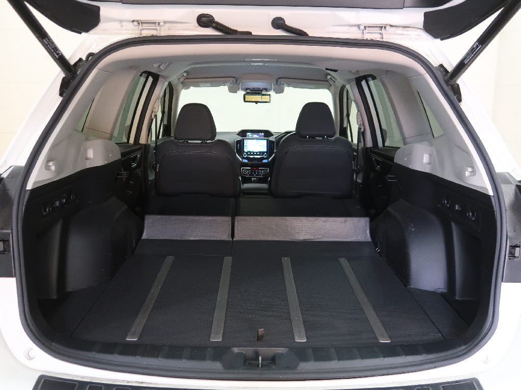 スバル フォレスター9枚目