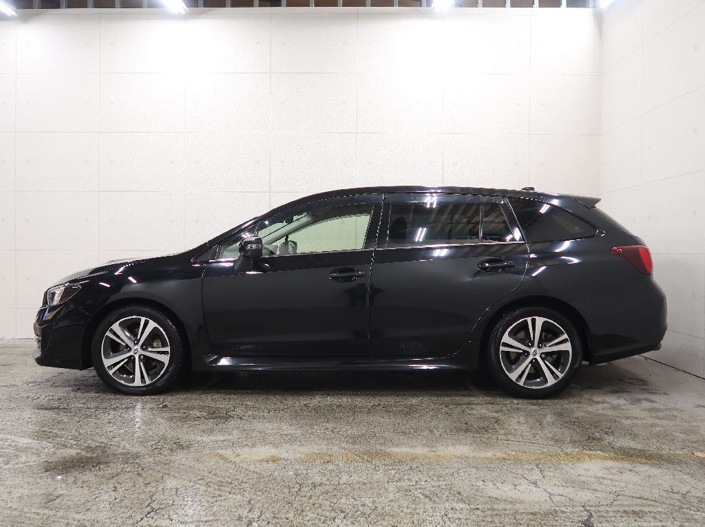 スバル レヴォーグ10枚目