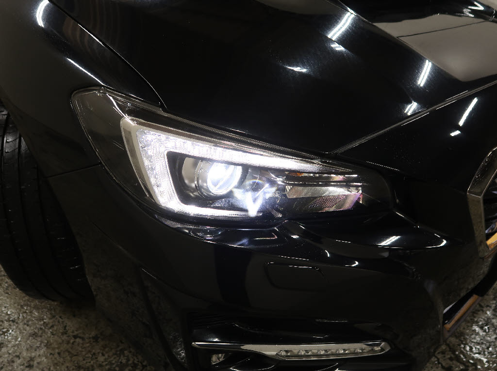 スバル レヴォーグ15枚目