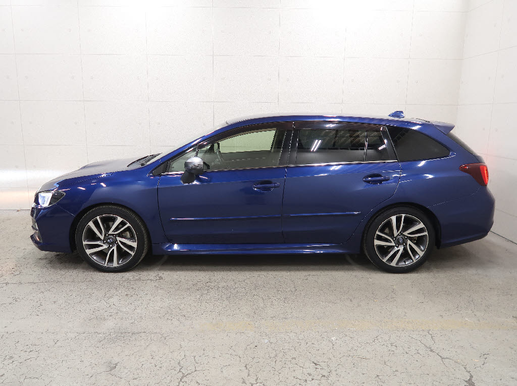 スバル レヴォーグ13枚目