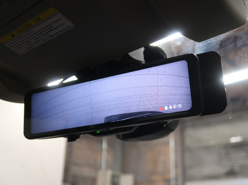 スバル レヴォーグ17枚目