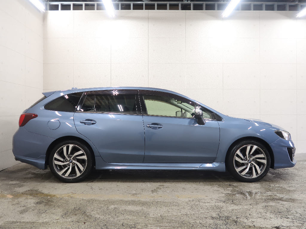 スバル レヴォーグ9枚目