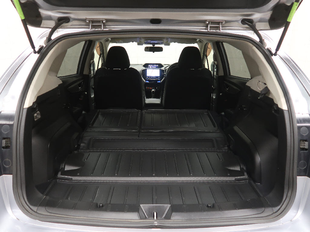 スバル インプレッサスポーツ9枚目