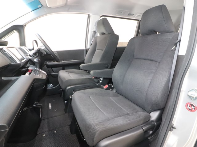 ホンダ ステップワゴン6枚目