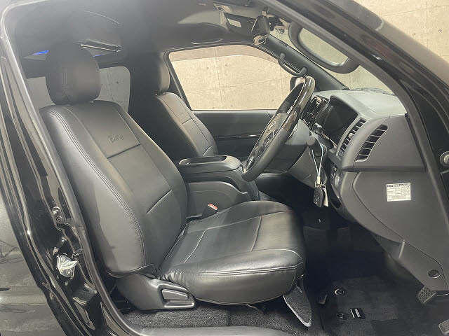 トヨタ ハイエースＶ5枚目