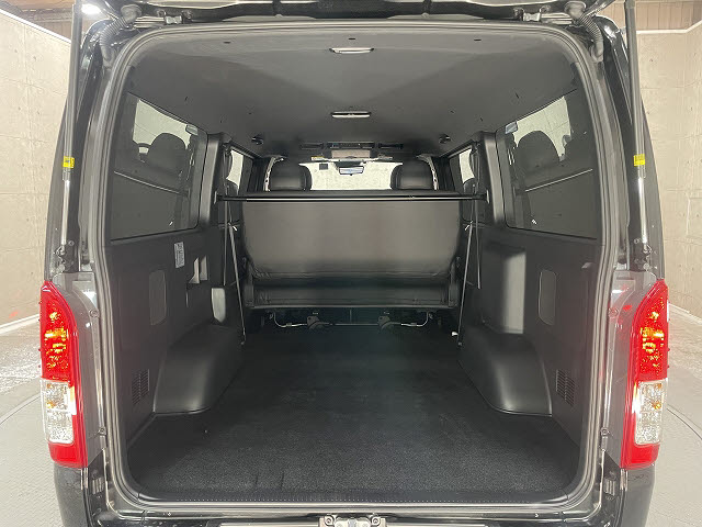 トヨタ ハイエースＶ7枚目