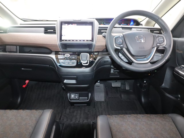 ホンダ フリード+ハイブリッド2枚目