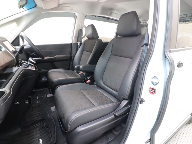 ホンダ フリード+ハイブリッド7枚目