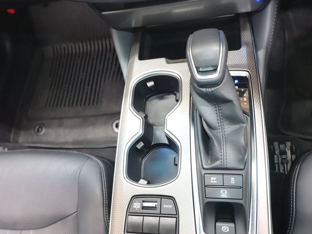 トヨタ クラウンHV15枚目