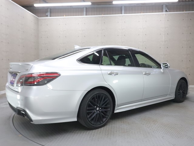 トヨタ クラウンHV1枚目