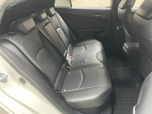 トヨタ プリウス4枚目