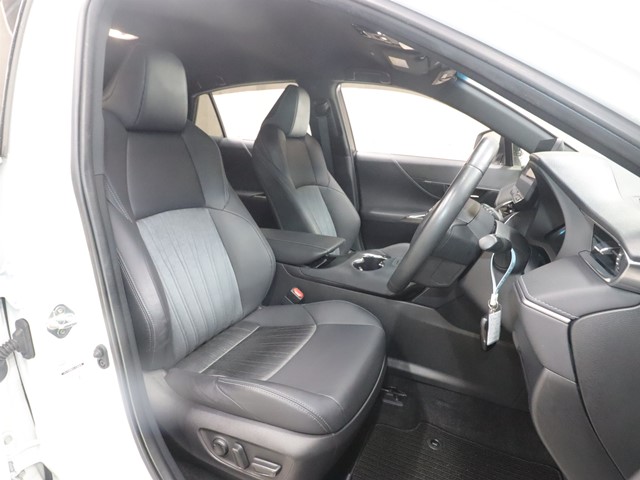 トヨタ ハリアー3枚目