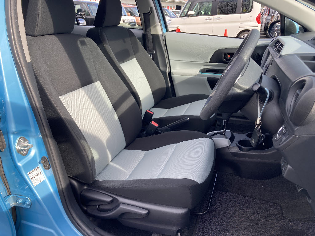 トヨタ アクア12枚目