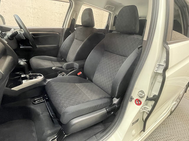 ホンダ フィット5枚目