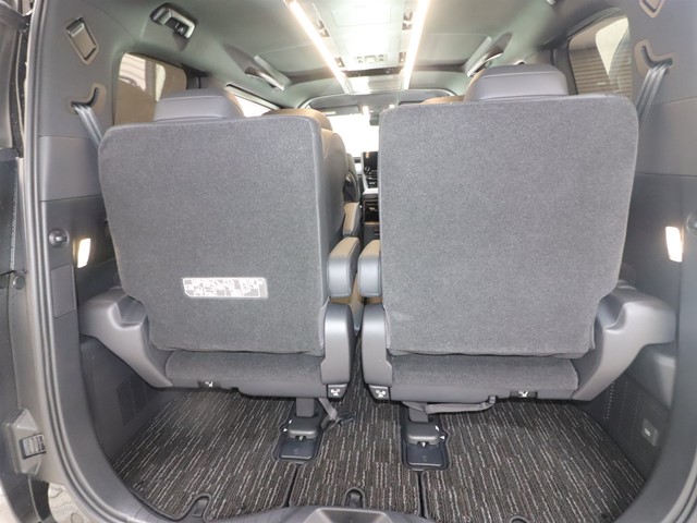 トヨタ アルファード ハイブリッド15枚目