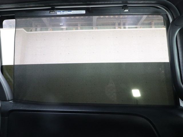 トヨタ ヴォクシー5枚目