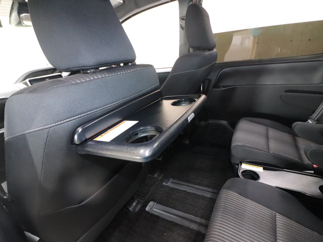 トヨタ ヴォクシー8枚目