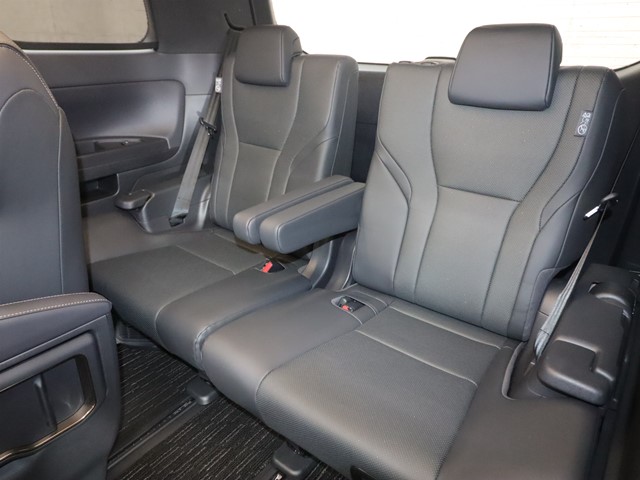 トヨタ アルファード ハイブリッド15枚目