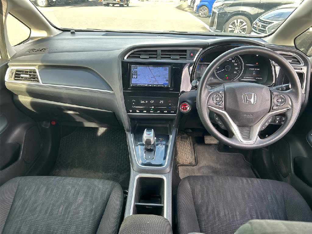 ホンダ シャトル2枚目