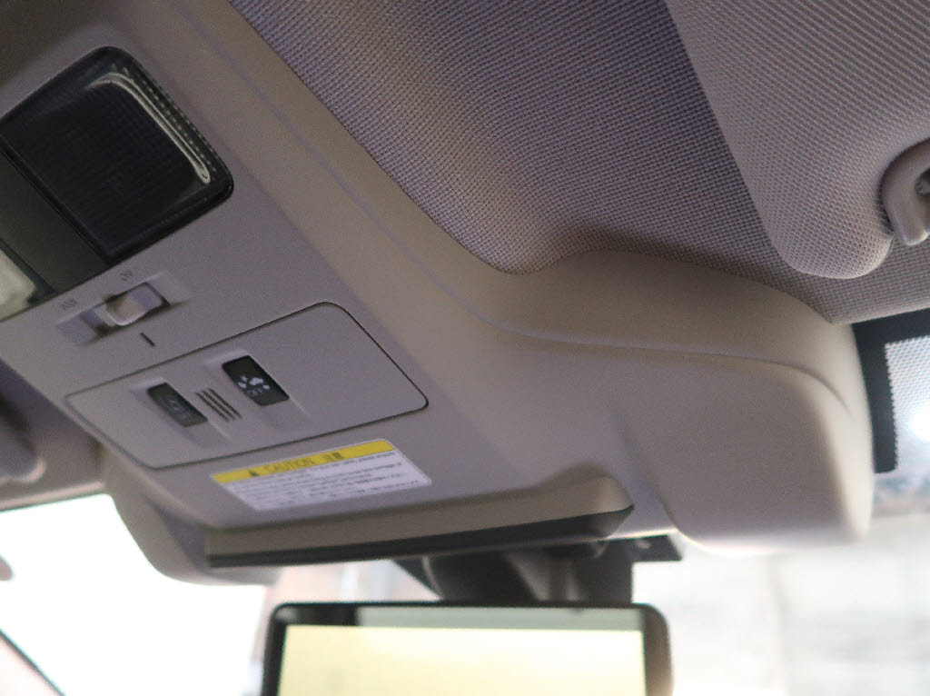 スバル レヴォーグ17枚目