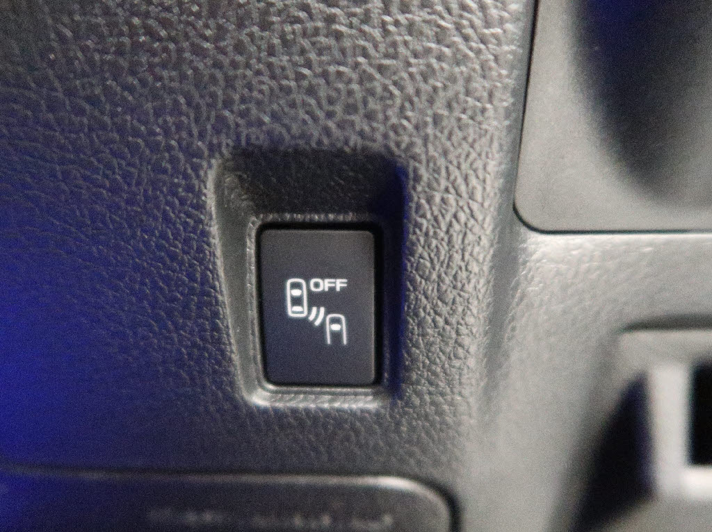 スバル レヴォーグ19枚目