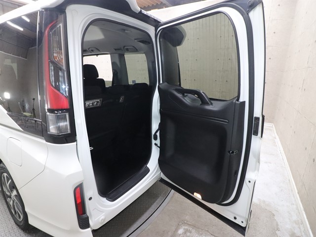 ホンダ ステップワゴン13枚目