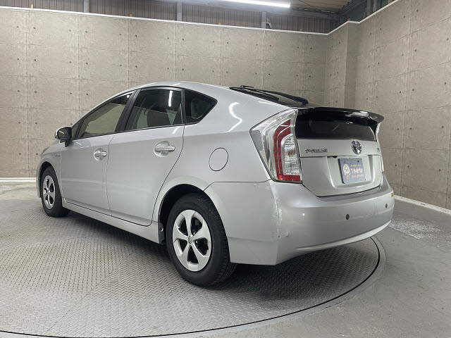トヨタ プリウス12枚目