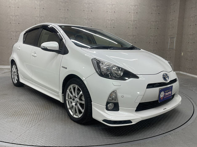 トヨタ アクア10枚目