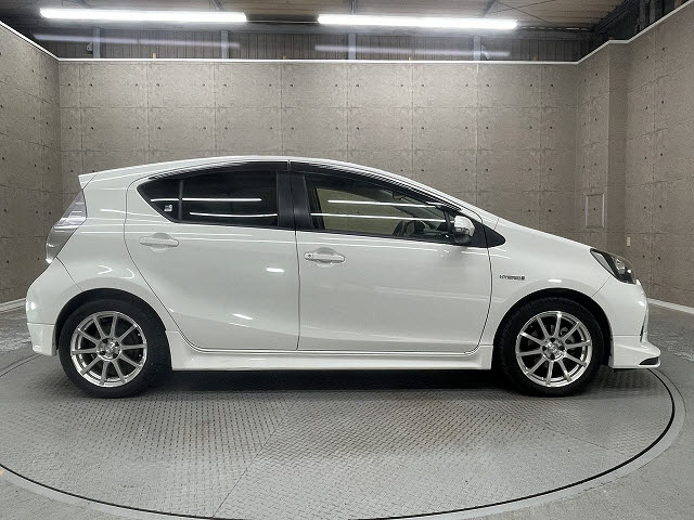 トヨタ アクア13枚目