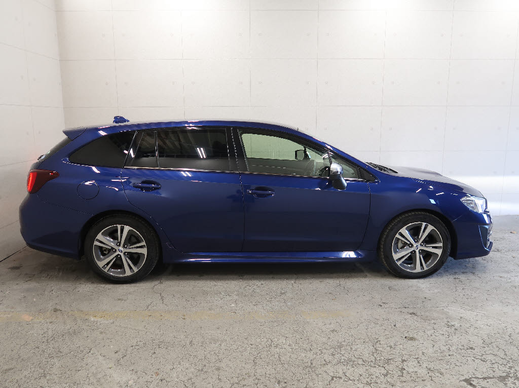 スバル レヴォーグ11枚目