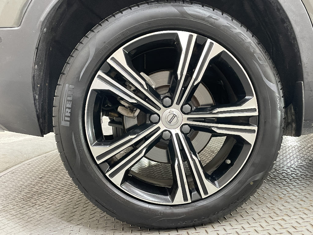 ボルボ XC4018枚目