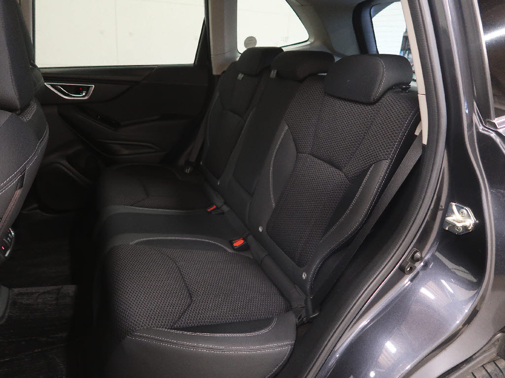 スバル フォレスター7枚目